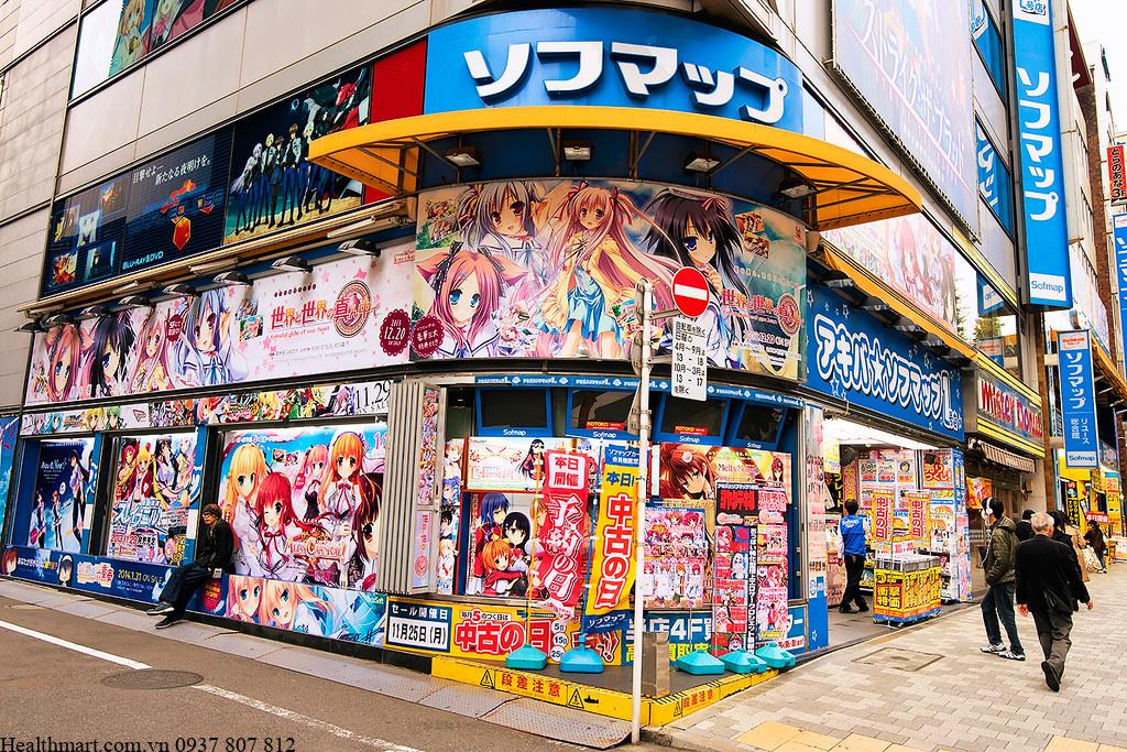 Akihabara Anime Games | Billboards promoting anime, manga, a… | Flickr